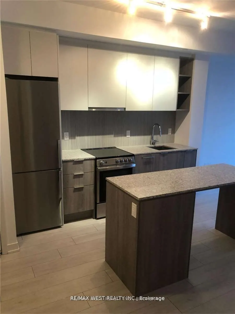 31 Tippett Road, #1419