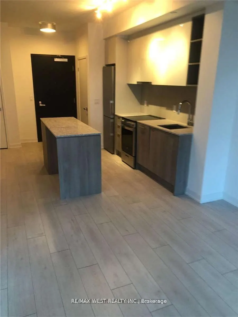31 Tippett Road, #1419