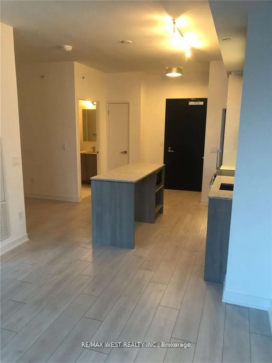 31 Tippett Road, #1419