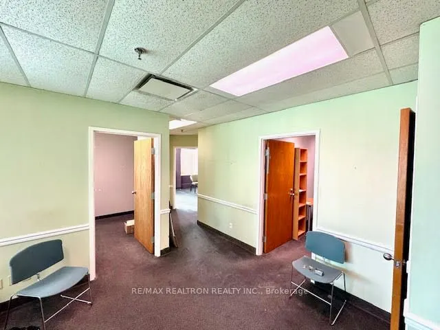 3910 Bathurst Street, #201