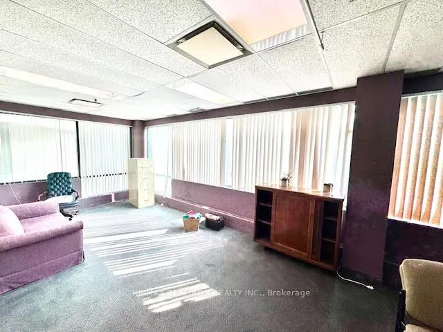 3910 Bathurst Street, #201