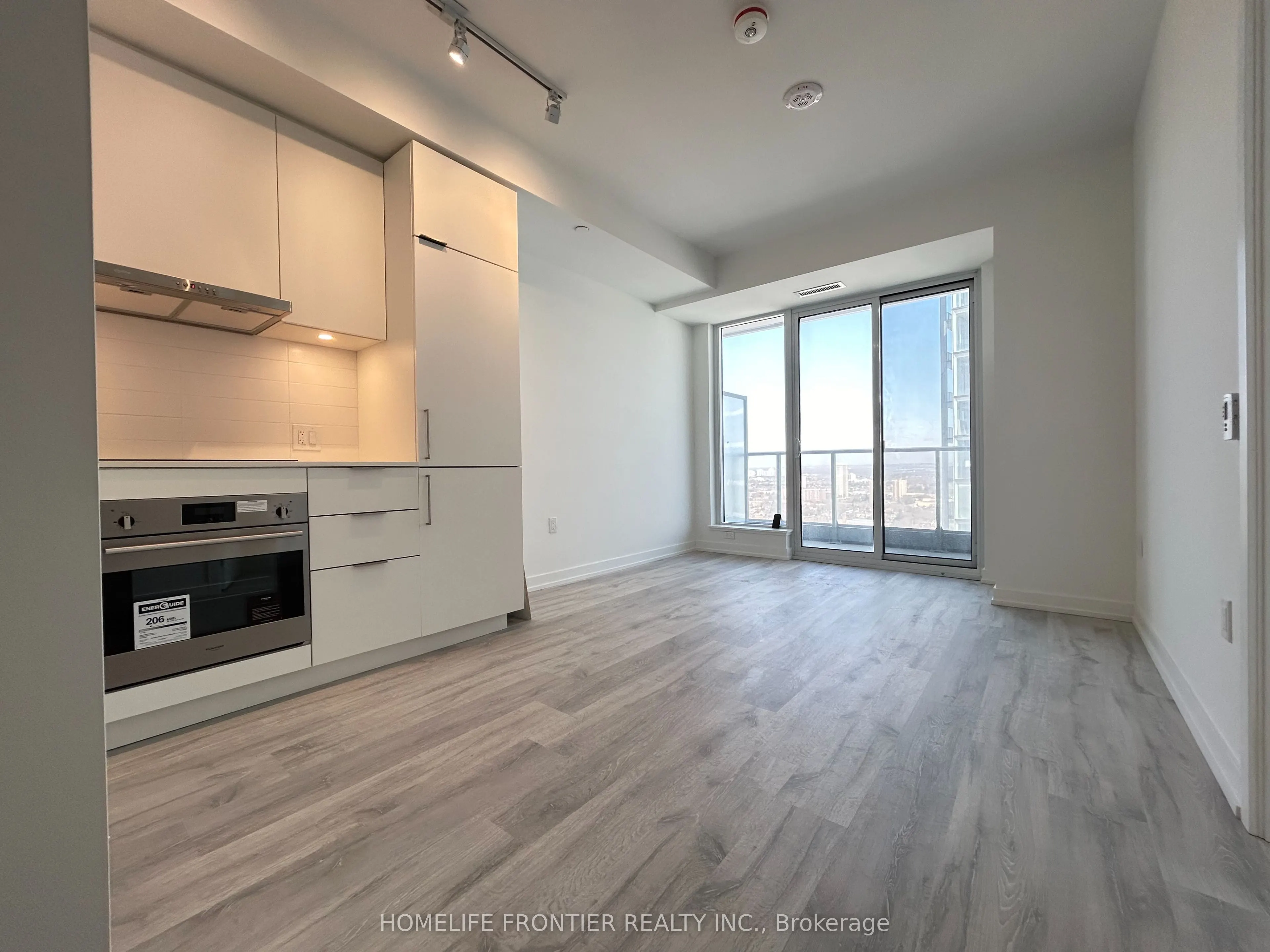 8 Olympic Garden Drive, #S3001
