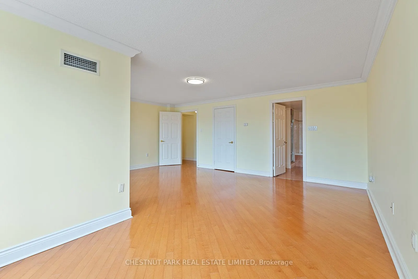 889 Bay Street, #1610
