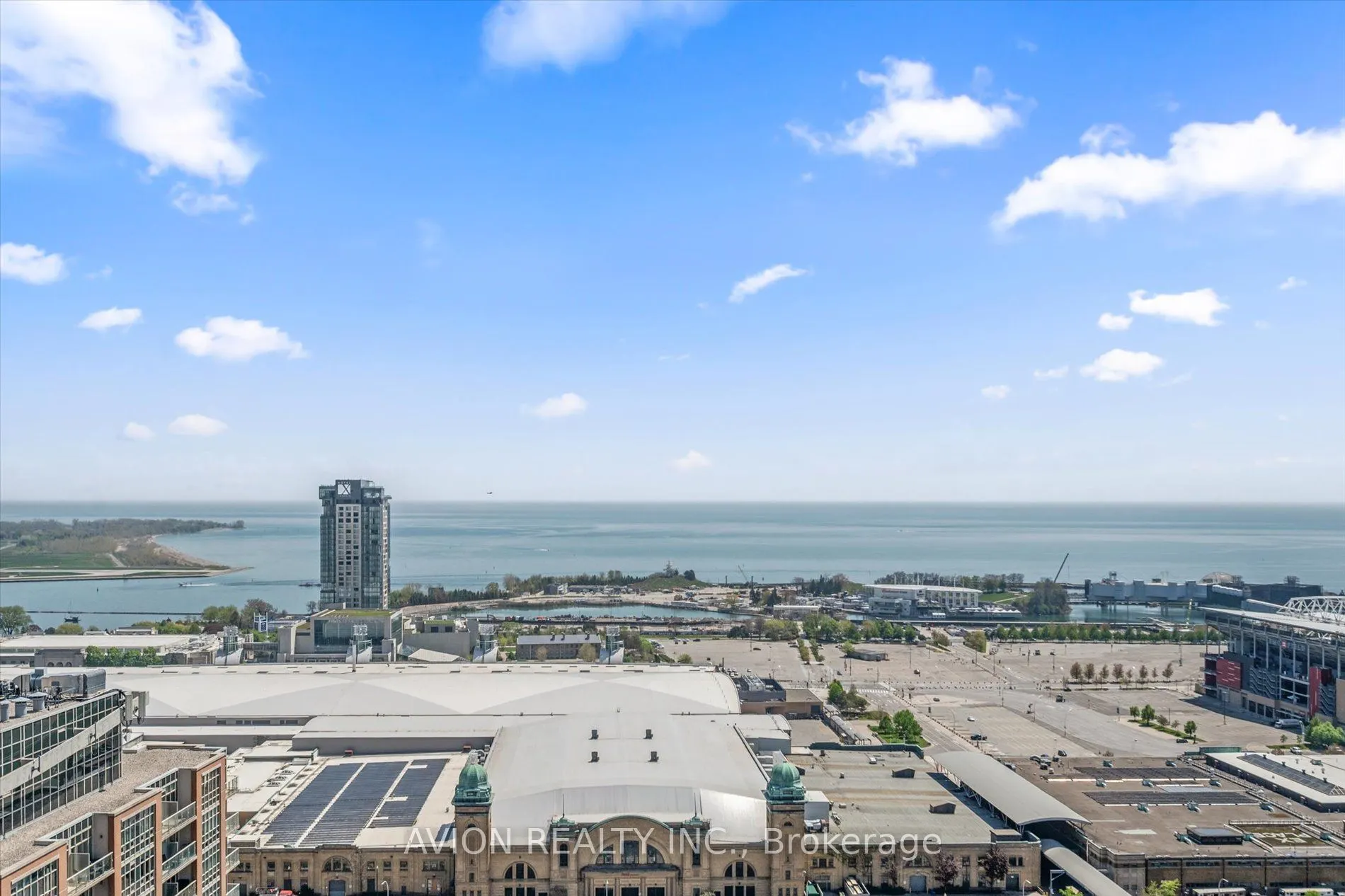 135 East Liberty Street, #2609