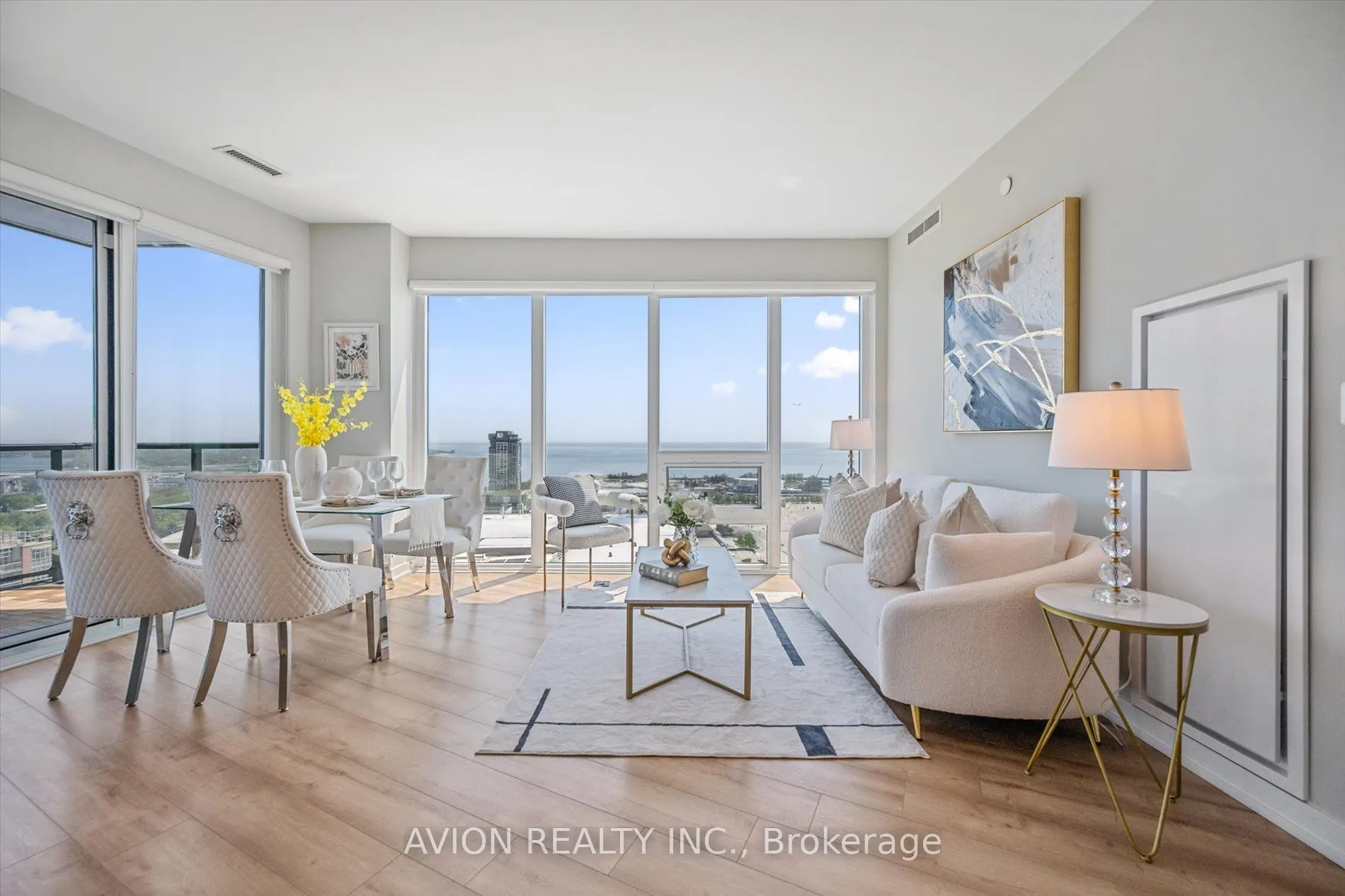 135 East Liberty Street, #2609
