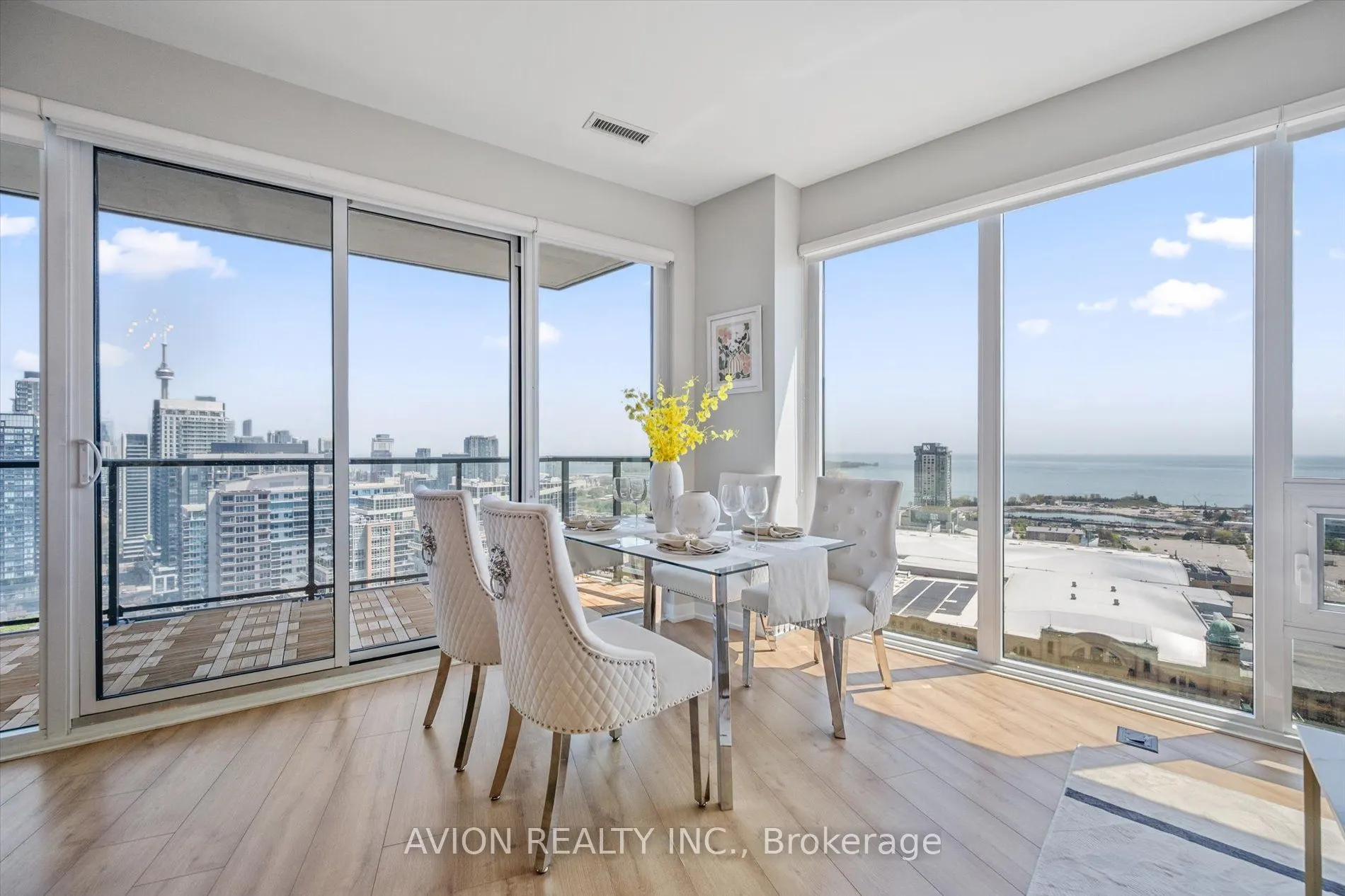135 East Liberty Street, #2609