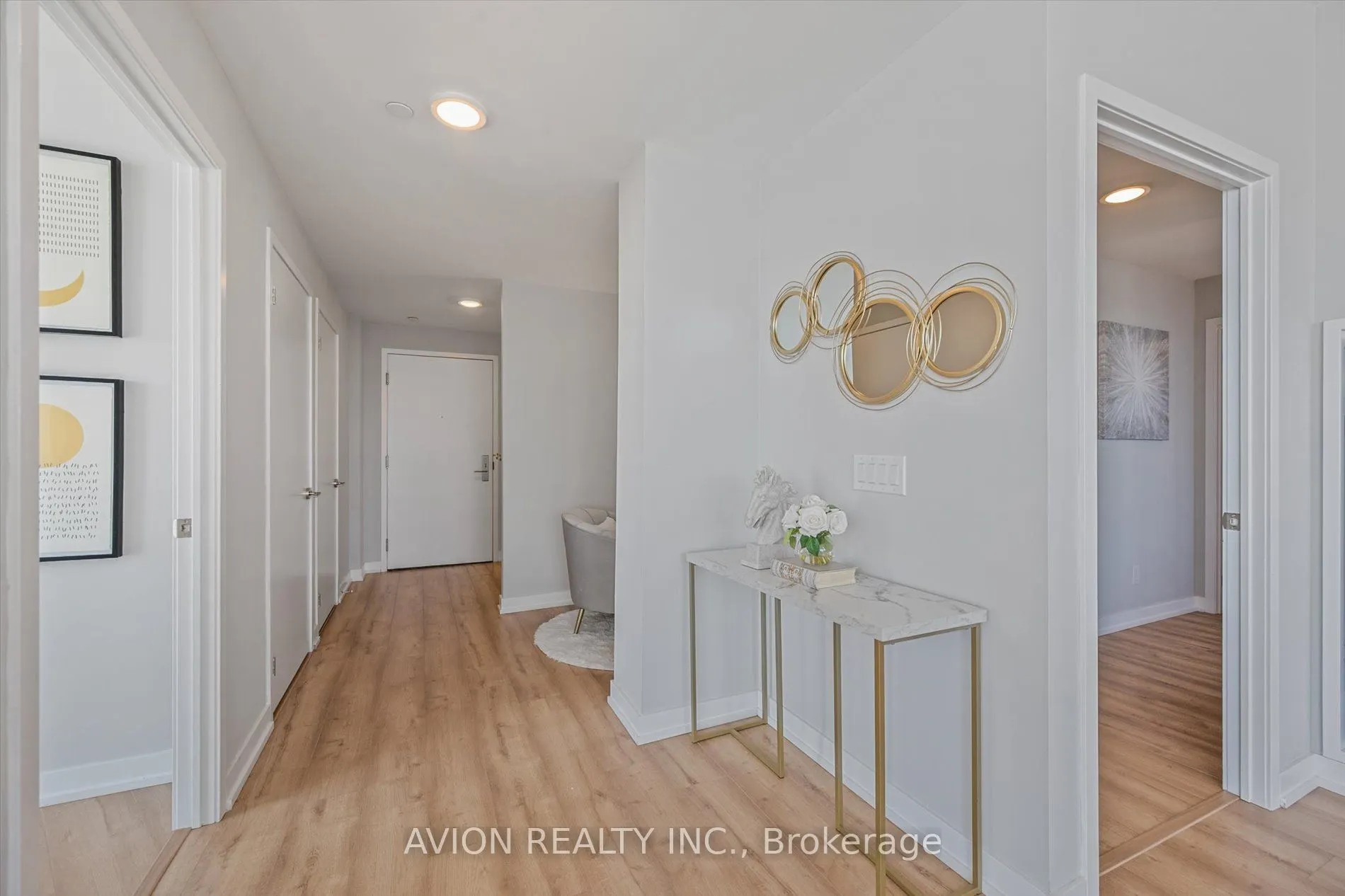 135 East Liberty Street, #2609