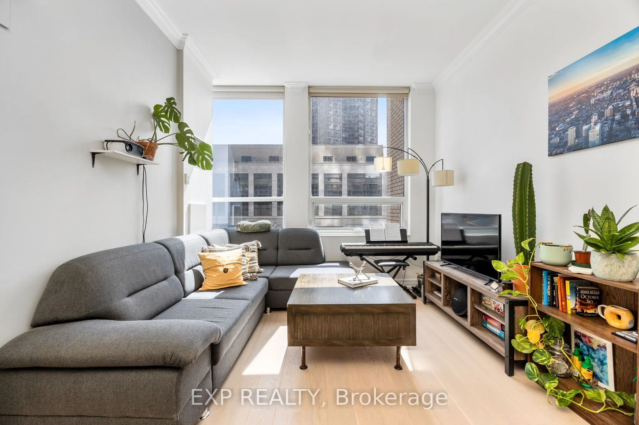 500 St Clair Avenue W, #210