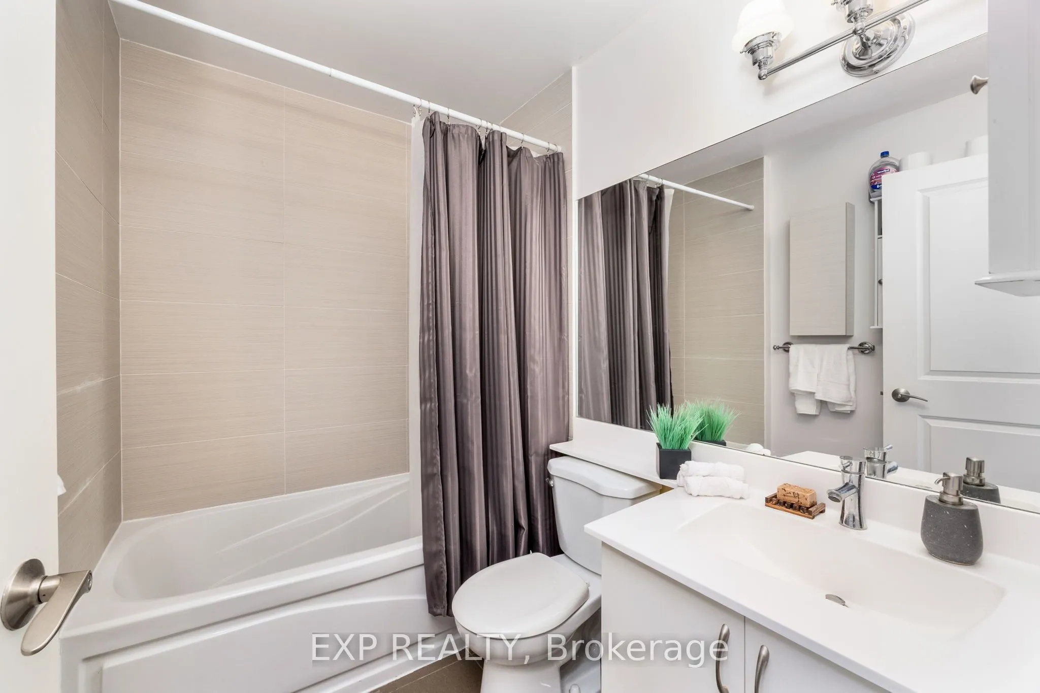 500 St Clair Avenue W, #210