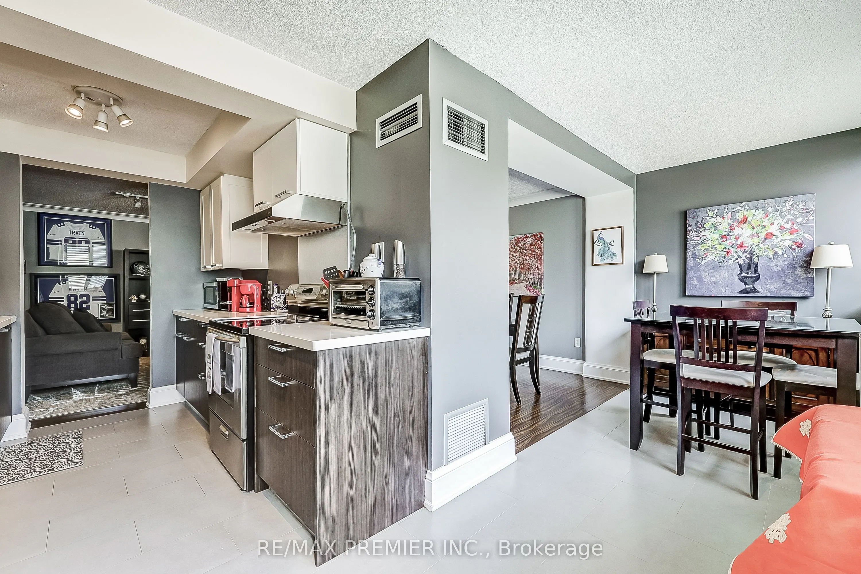 133 Torresdale Avenue, #101