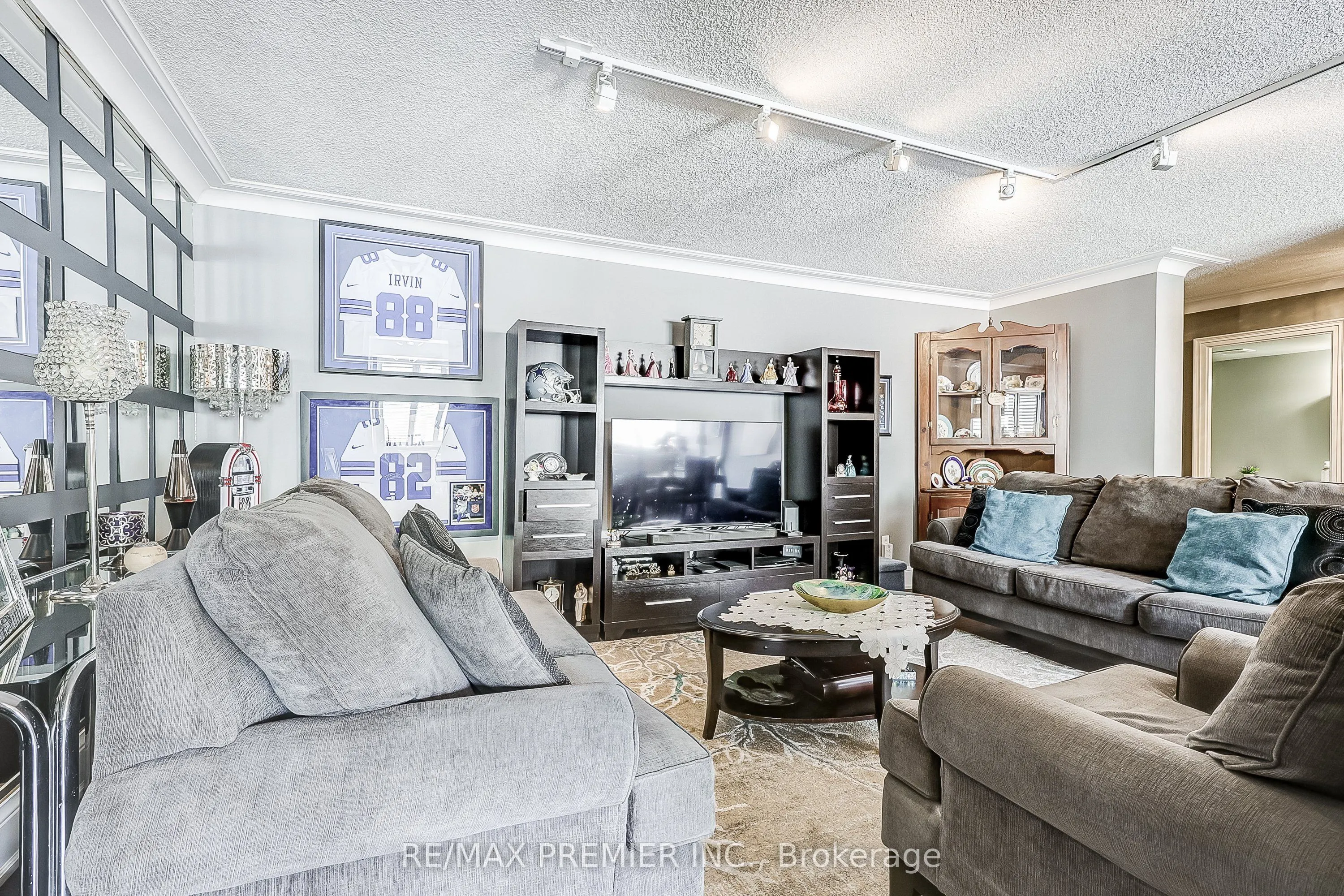 133 Torresdale Avenue, #101