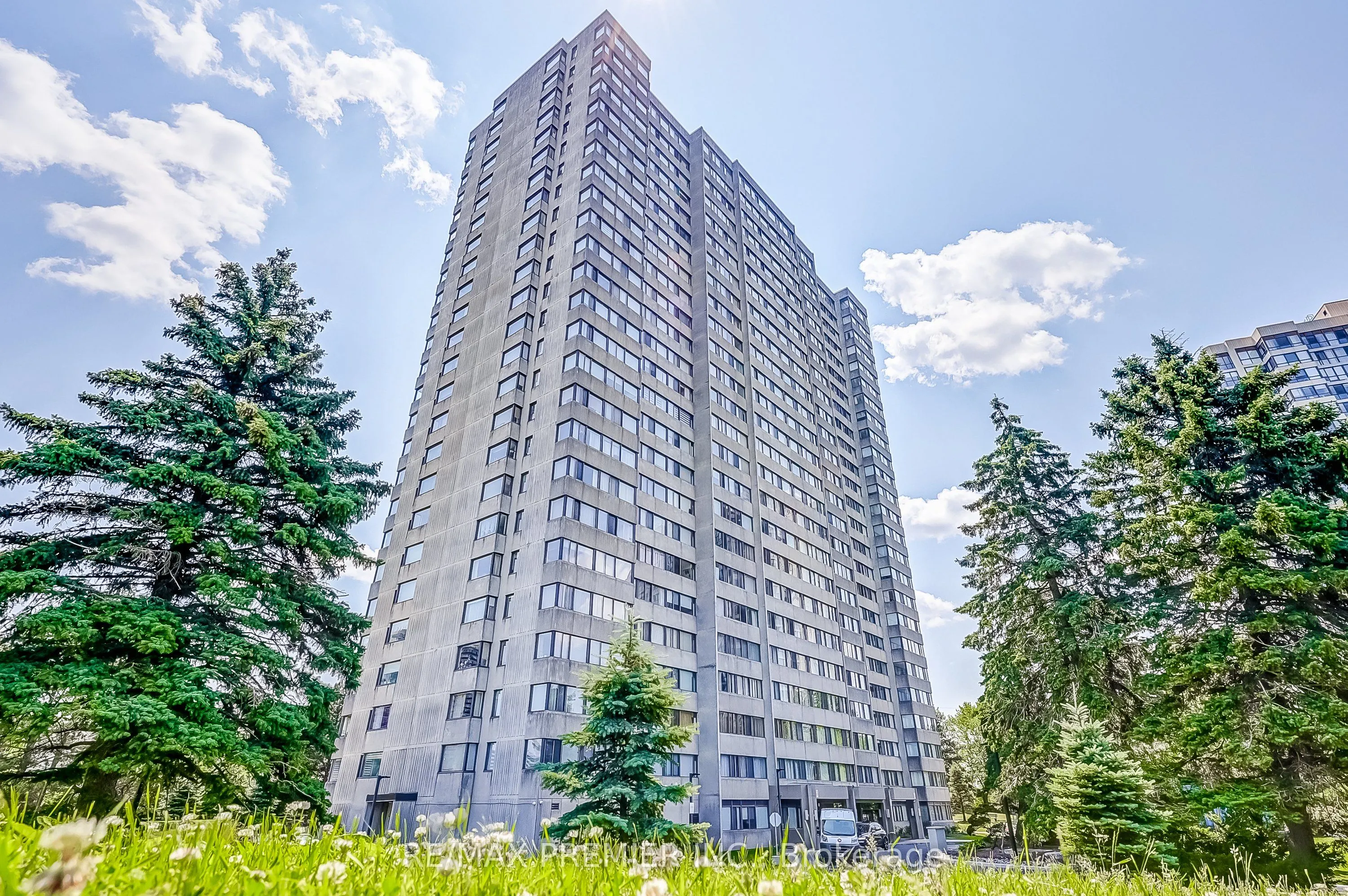 133 Torresdale Avenue, #101