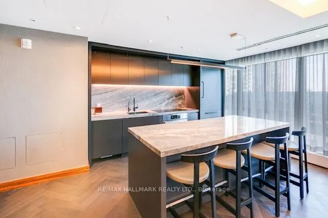 183 Wellington Street W, #3303