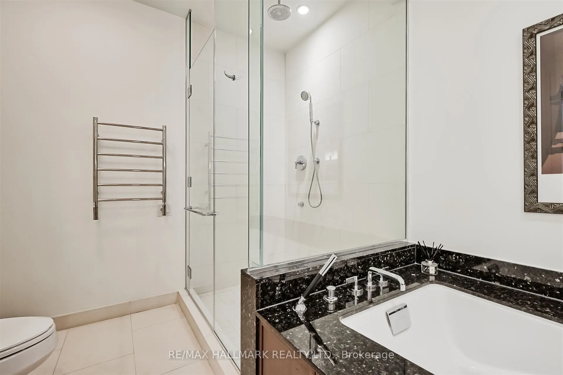 183 Wellington Street W, #3303