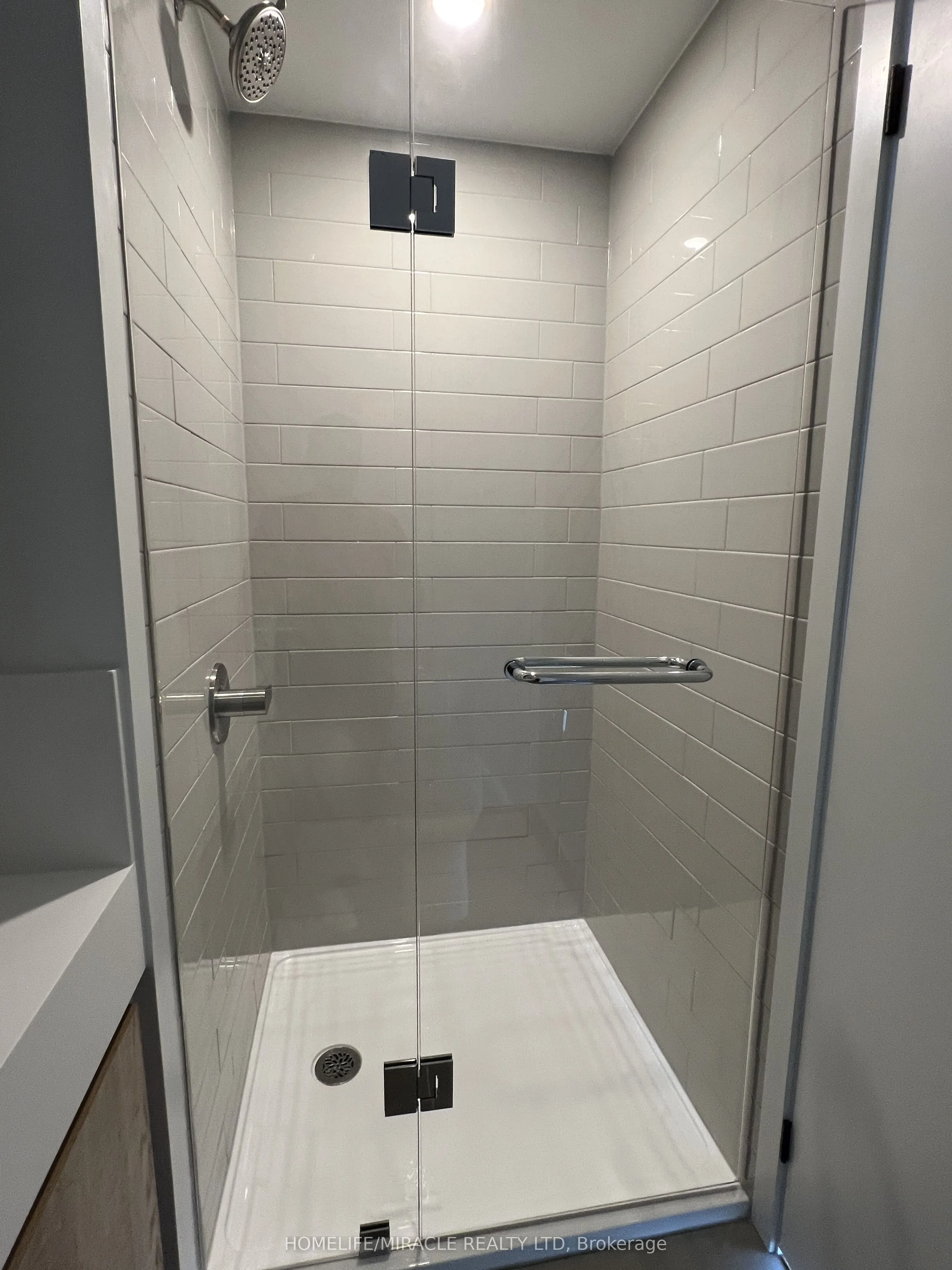319 Jarvis Street, #4817