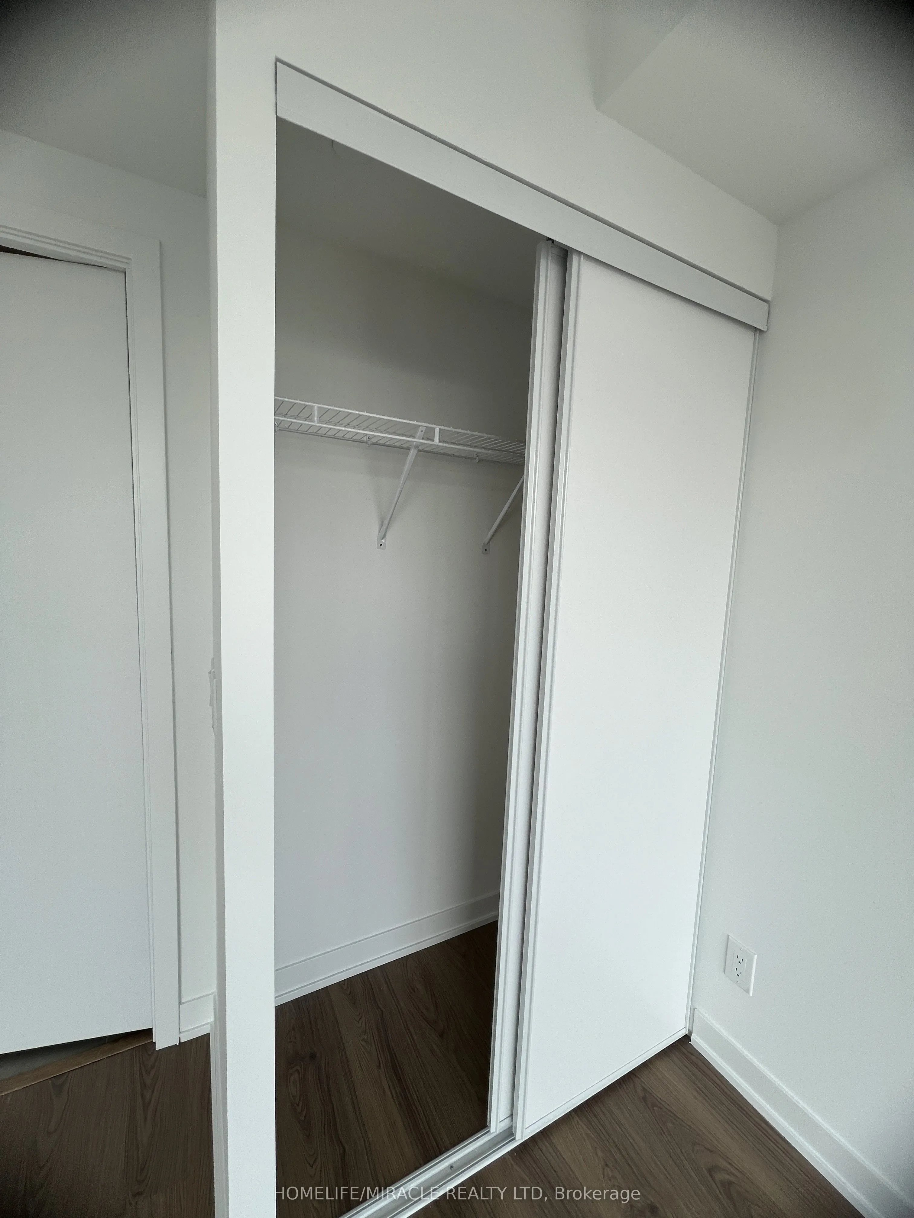 319 Jarvis Street, #4817