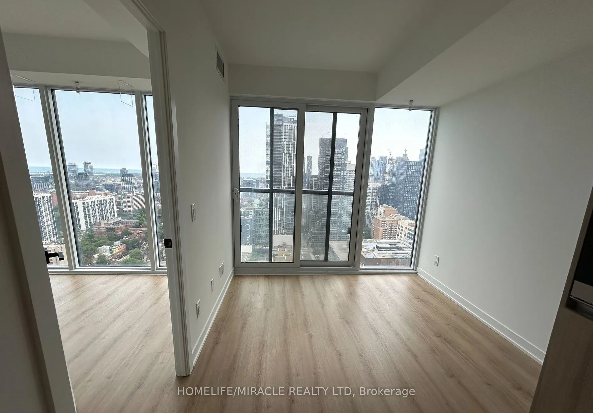 319 Jarvis Street, #4817