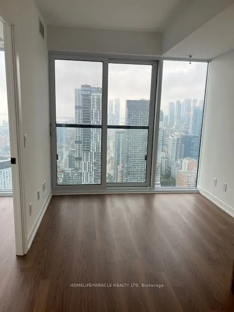 319 Jarvis Street, #4817