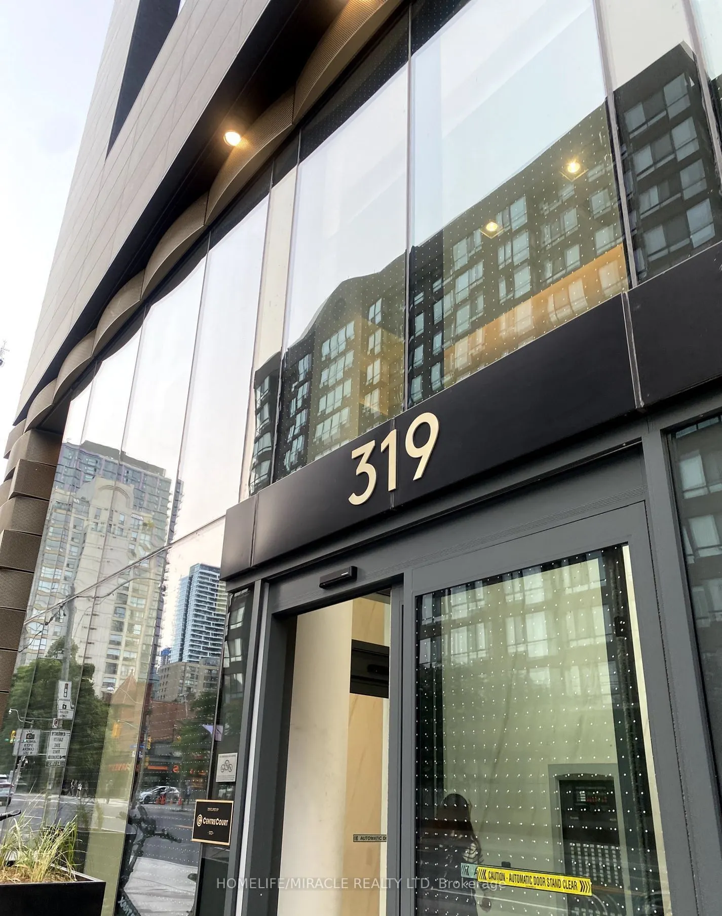 319 Jarvis Street, #4817