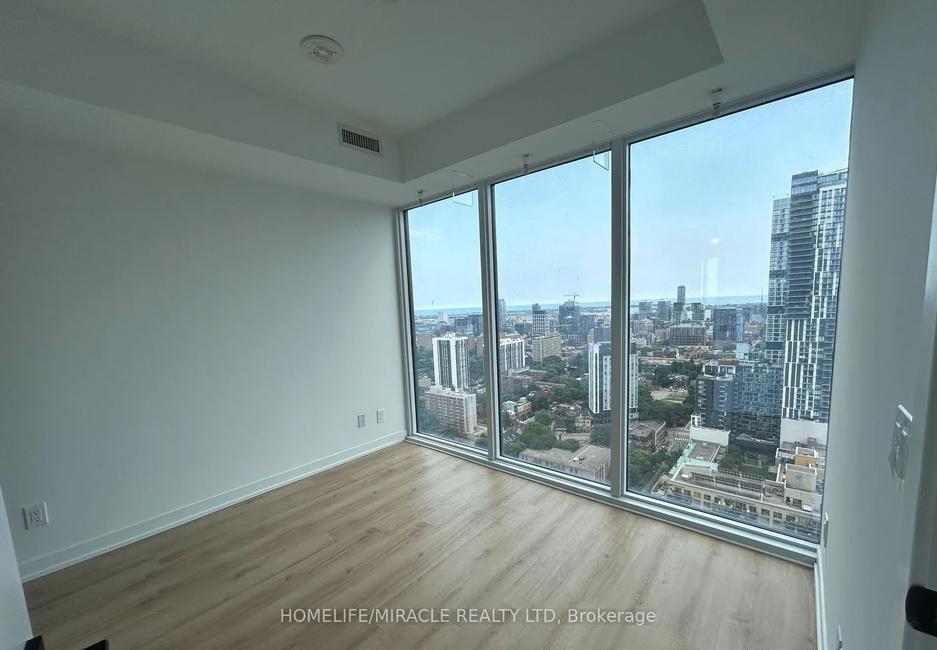 319 Jarvis Street, #4817