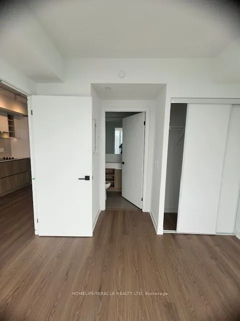 319 Jarvis Street, #4817