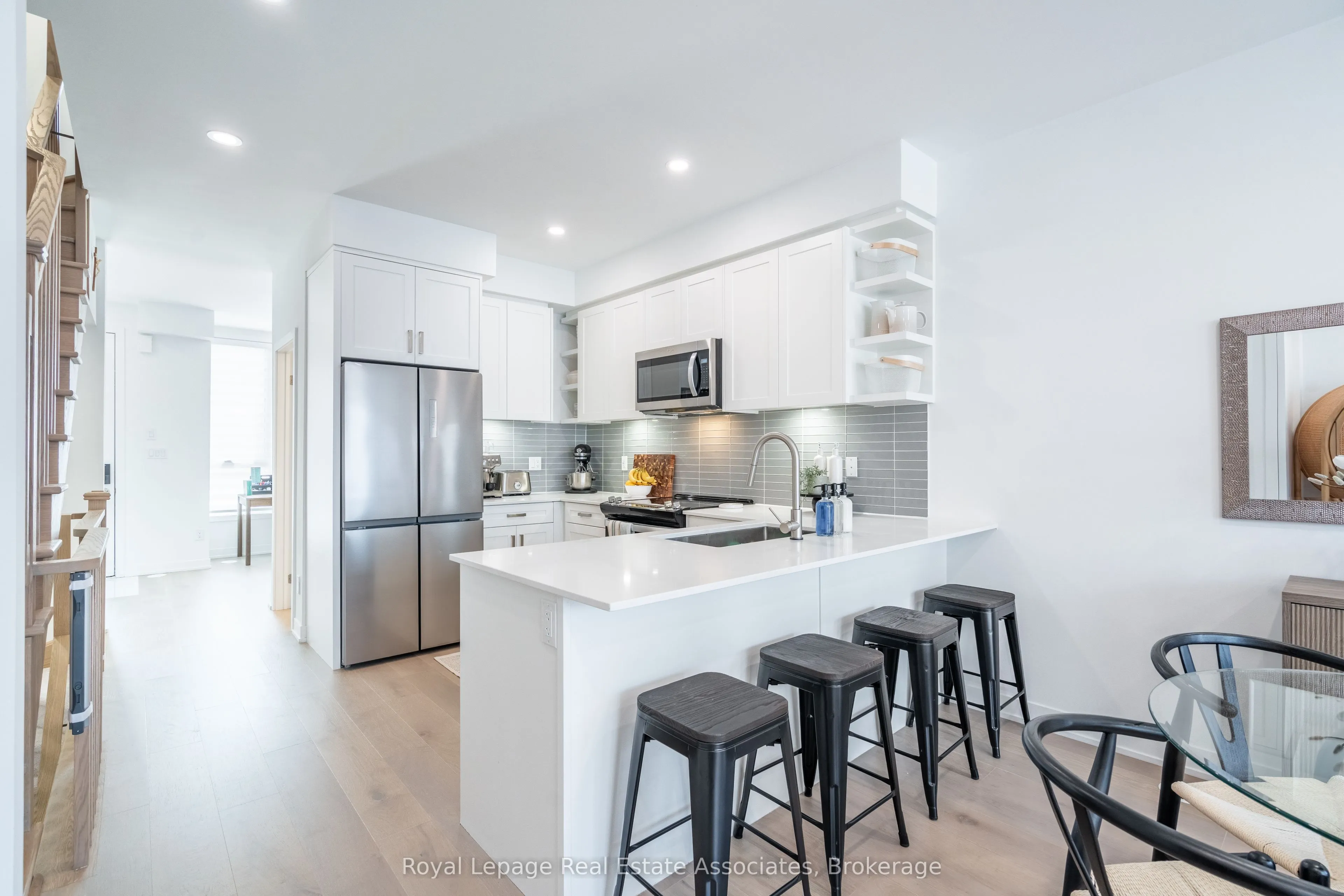 120 Green Gardens Boulevard