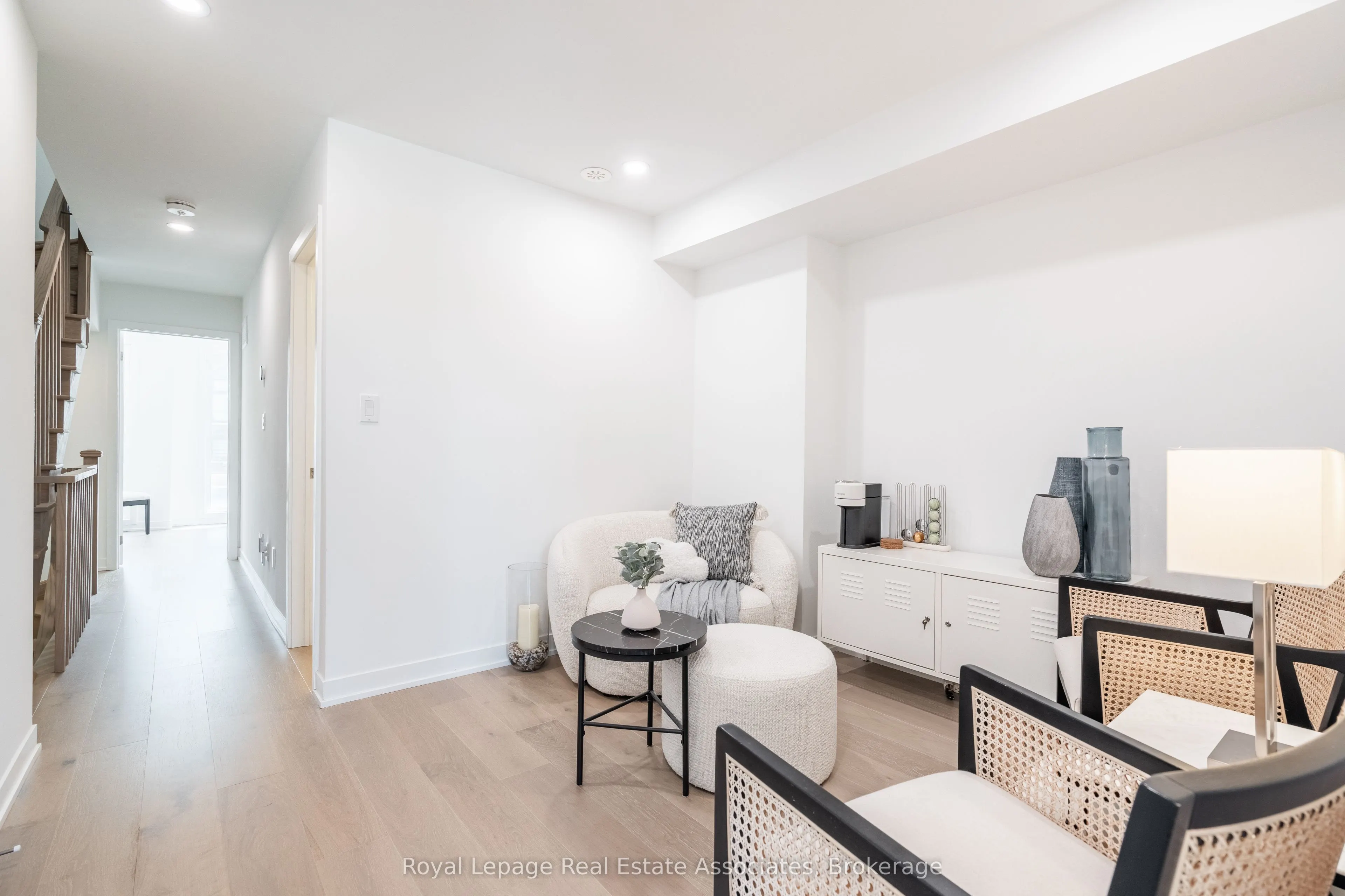 120 Green Gardens Boulevard