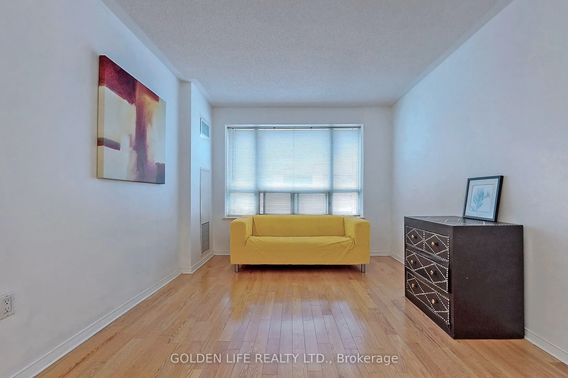 889 Bay Street, #205