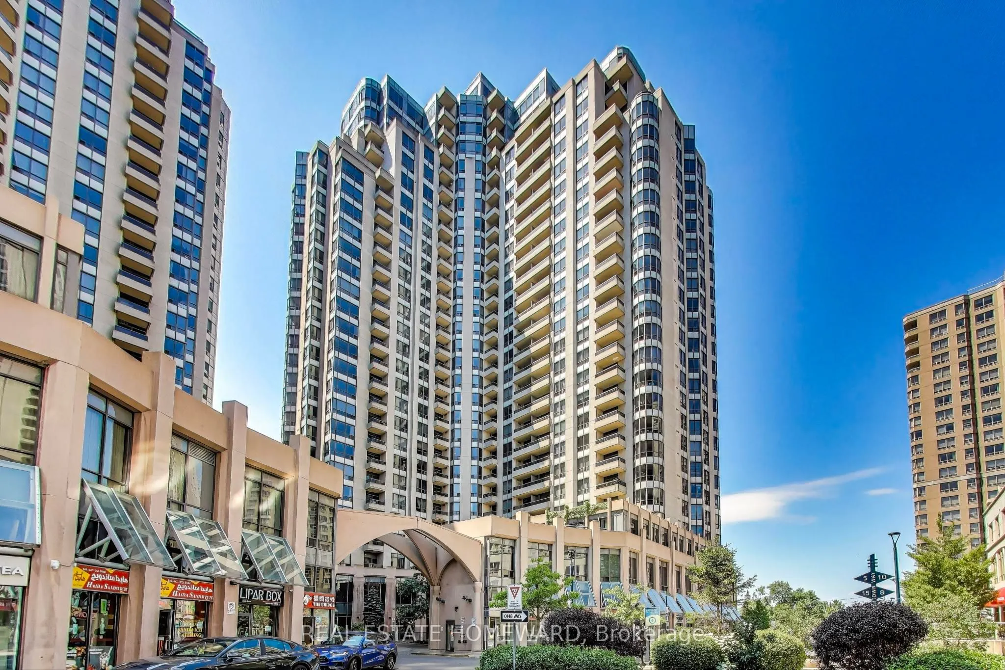 5 Northtown Way, #411