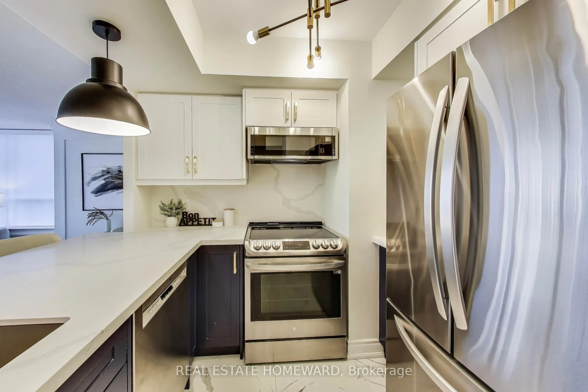 5 Northtown Way, #411