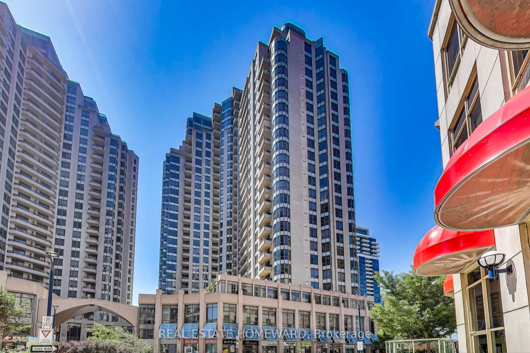 5 Northtown Way, #411