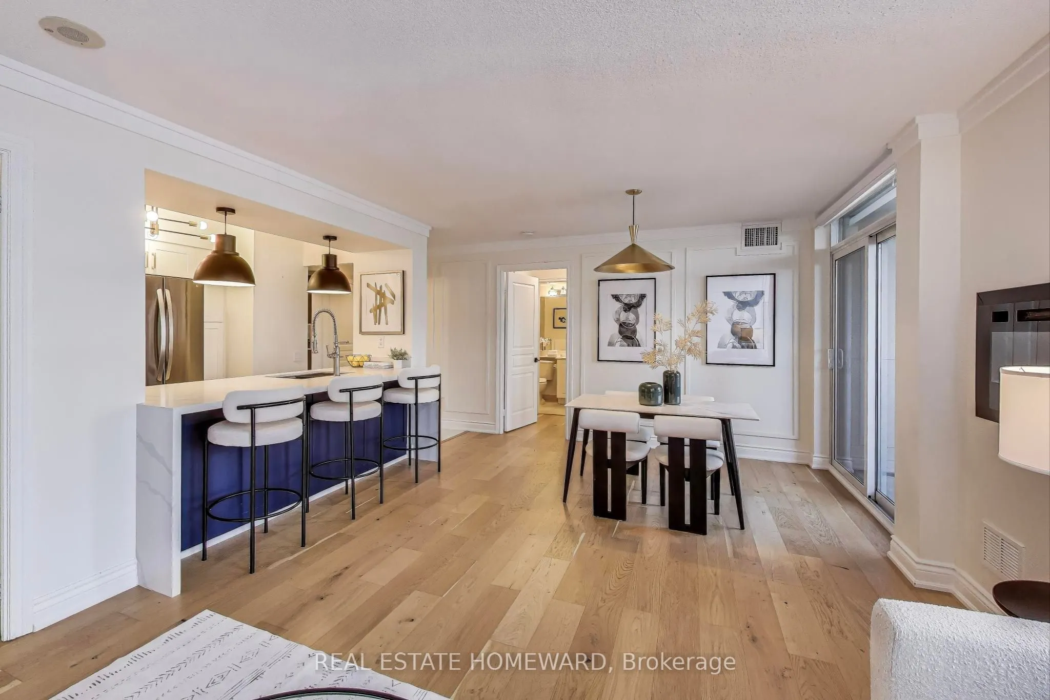 5 Northtown Way, #411