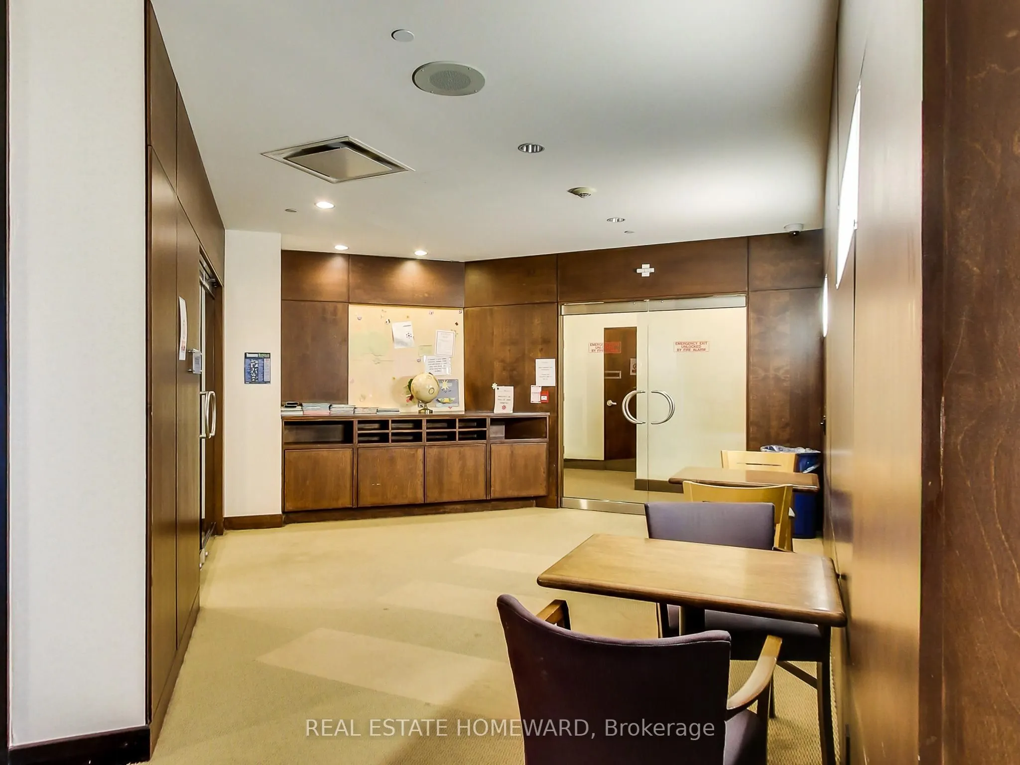 5 Northtown Way, #411