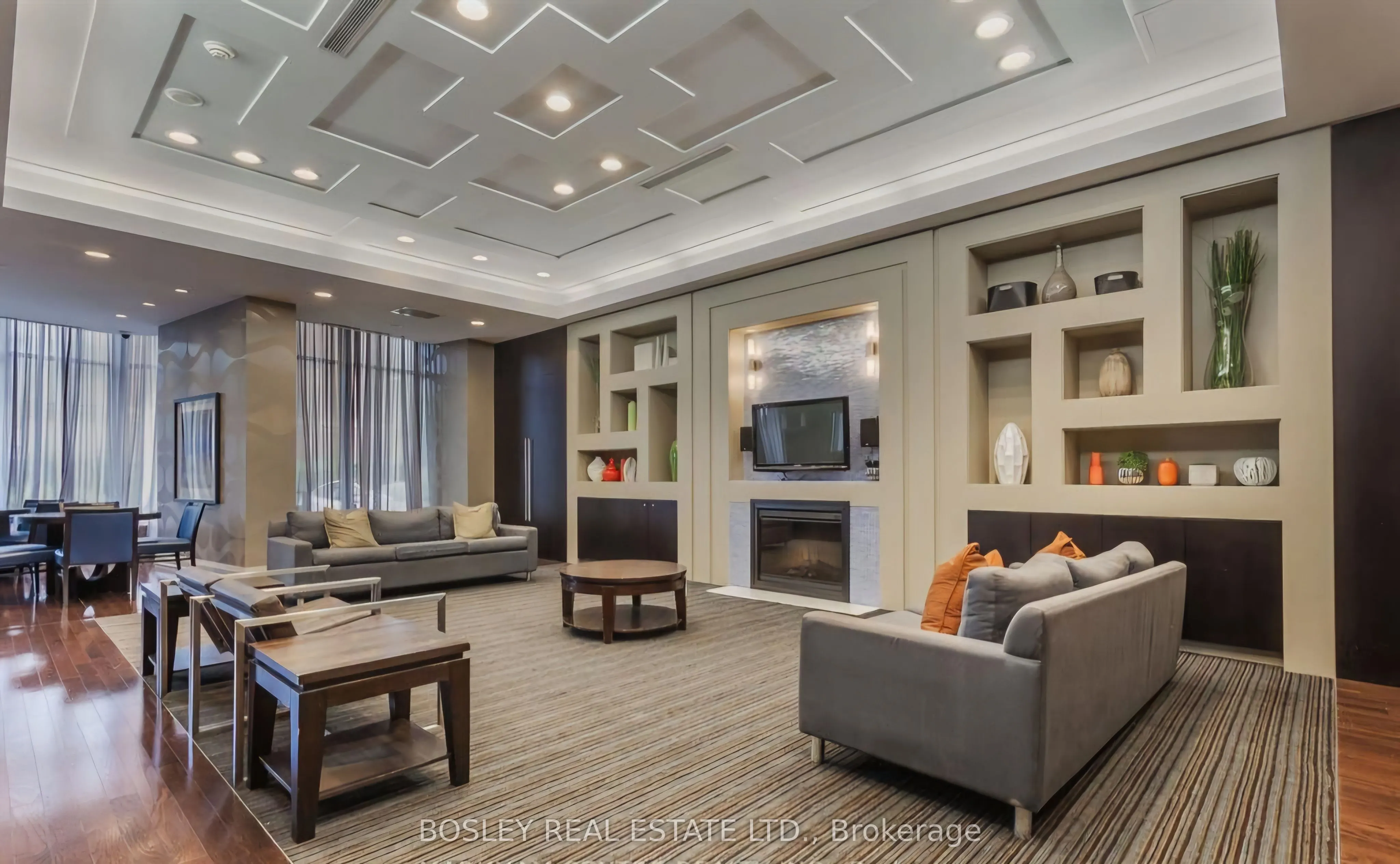 5793 Yonge Street, #216