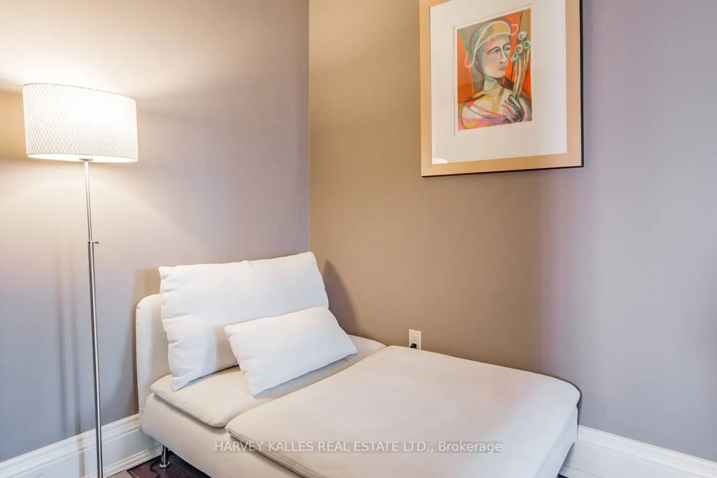241 St Clair Avenue W