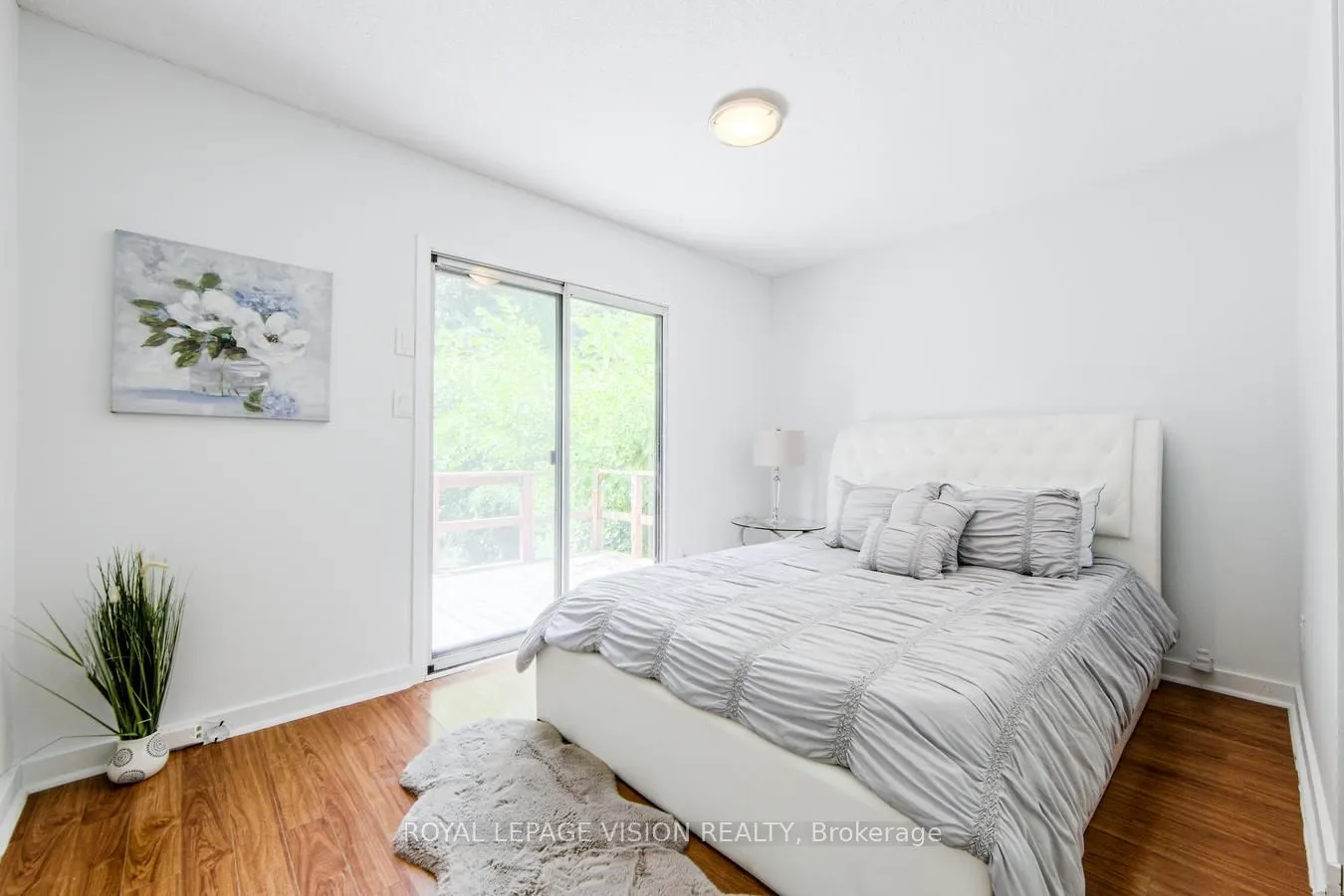 127 Freshmeadow Drive