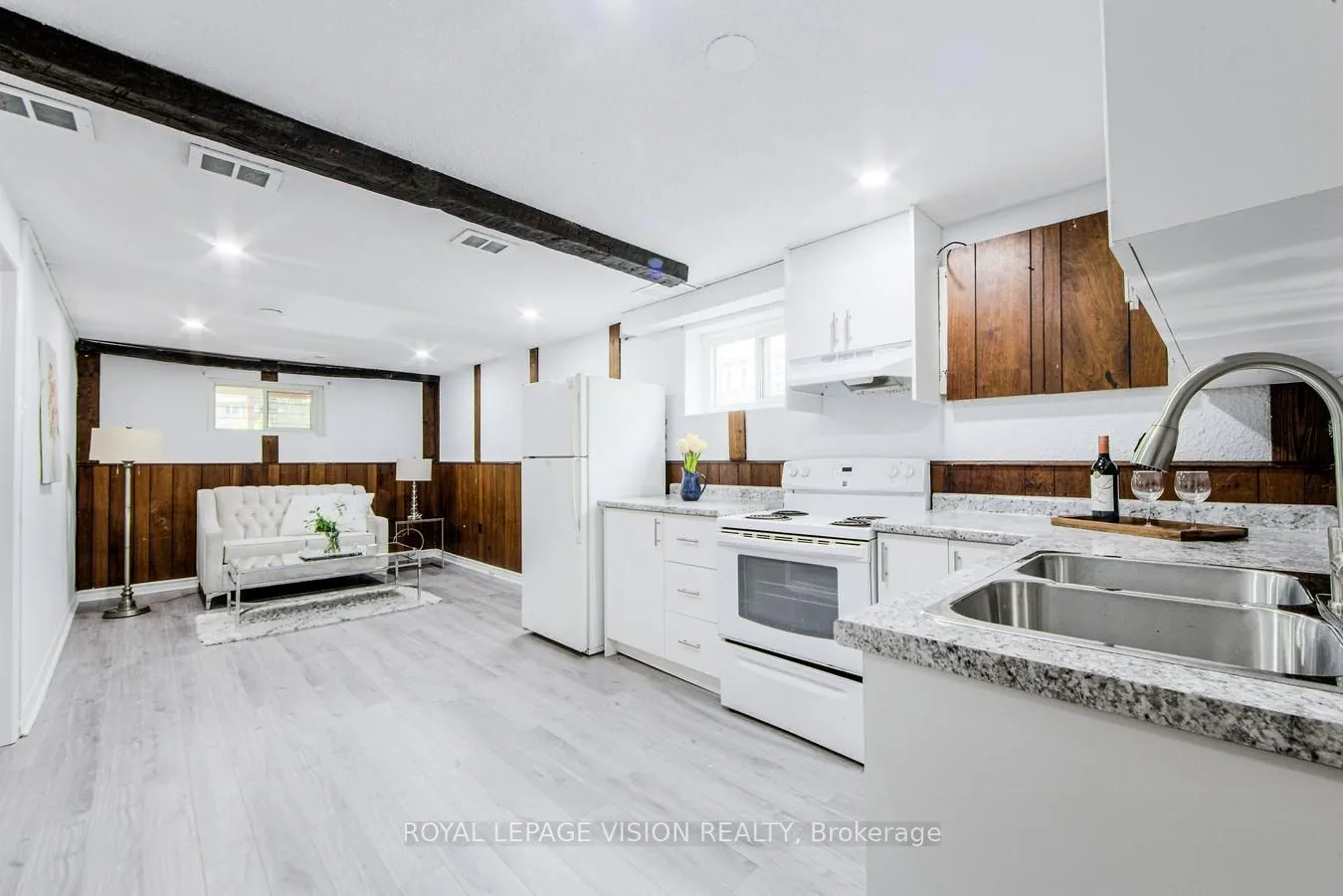 127 Freshmeadow Drive