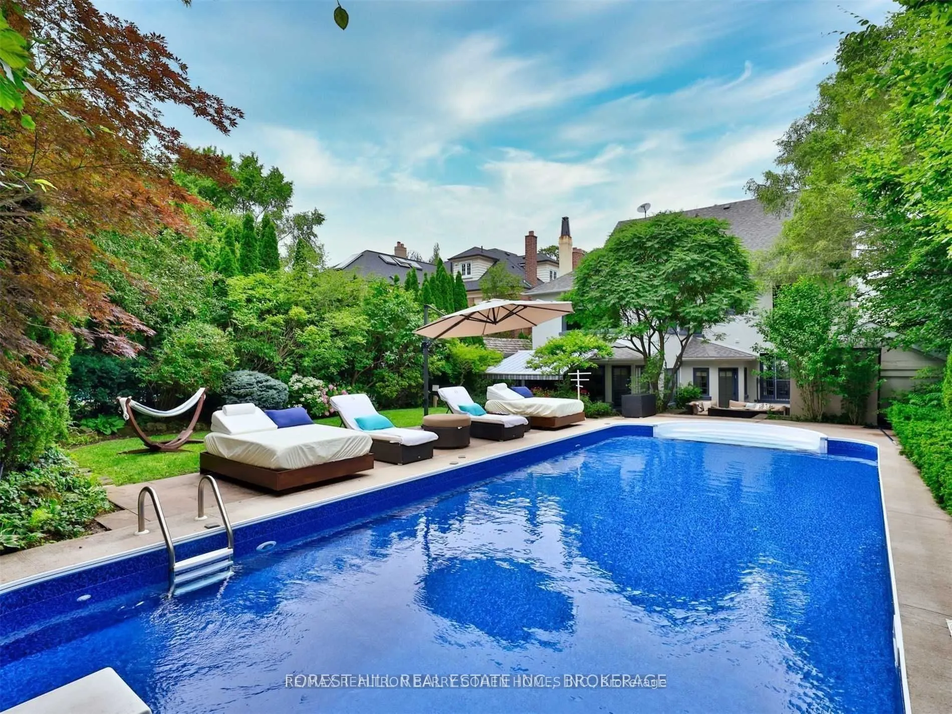 216 Dunvegan Road