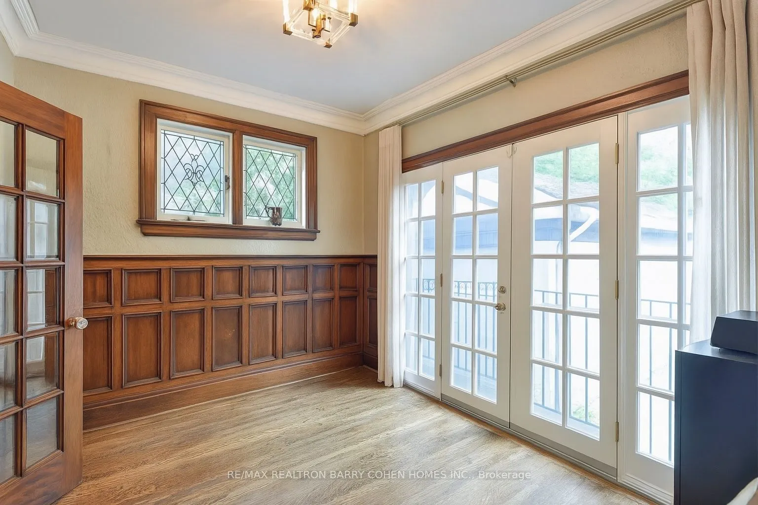 216 Dunvegan Road