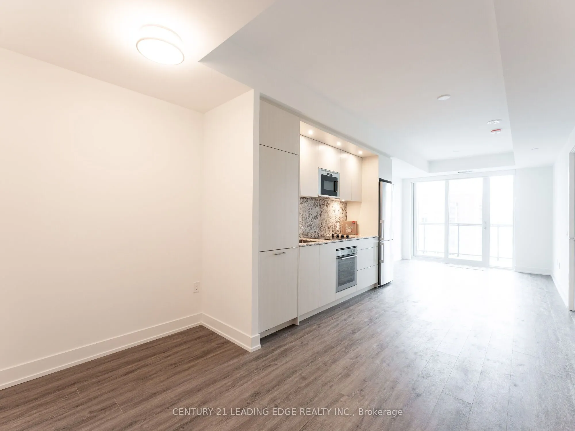 20 Inn On The Park Drive E, #1439