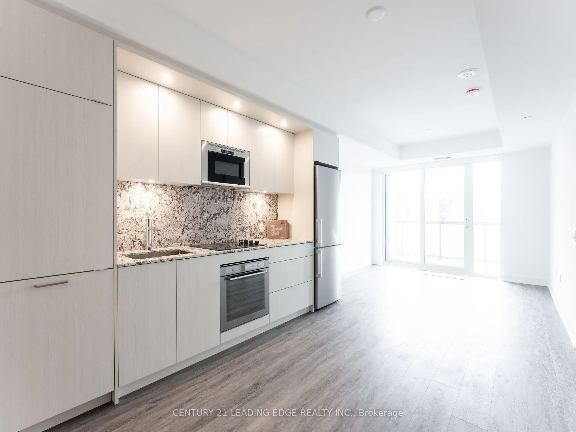 20 Inn On The Park Drive E, #1439