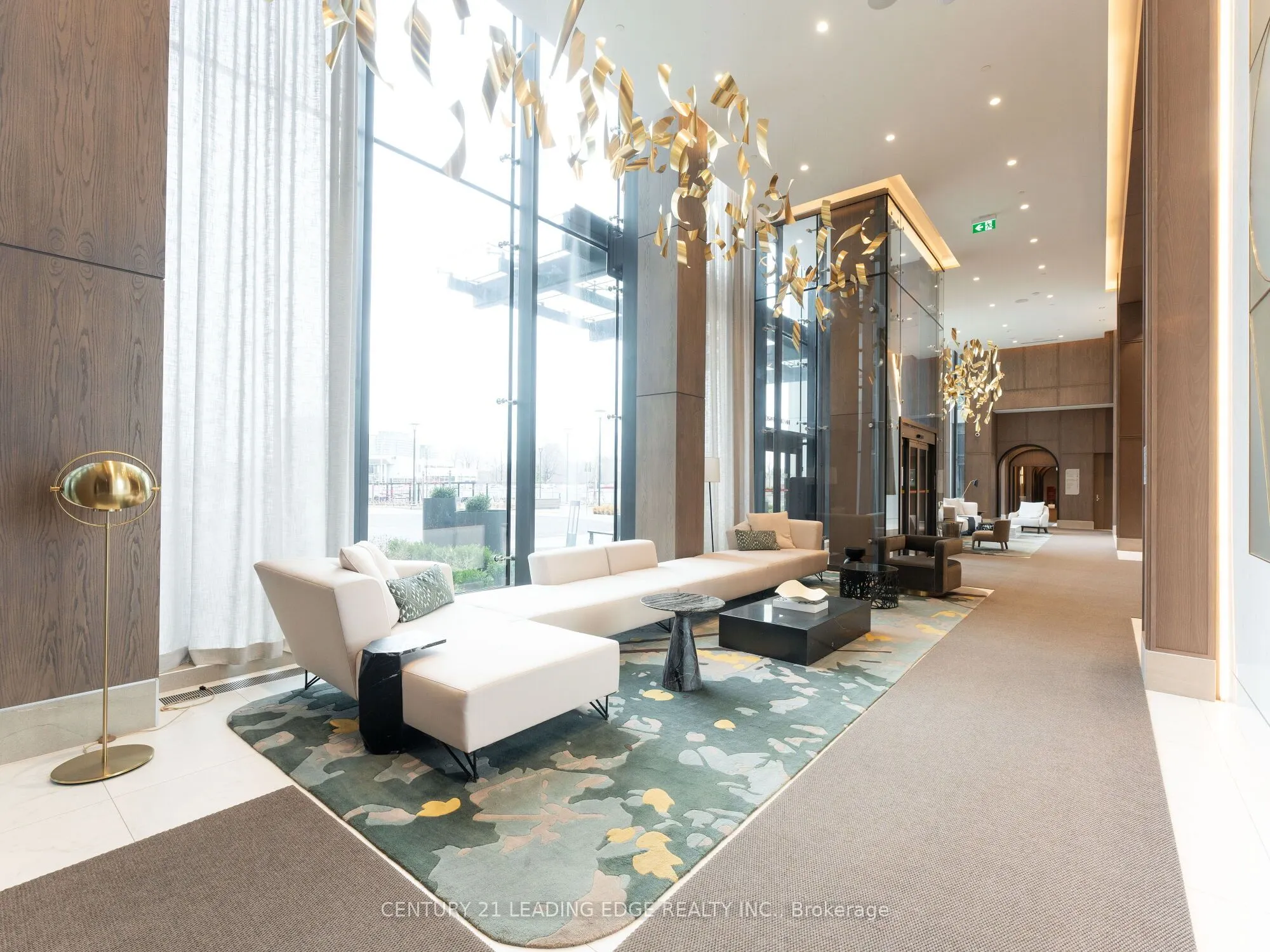 20 Inn On The Park Drive E, #1439