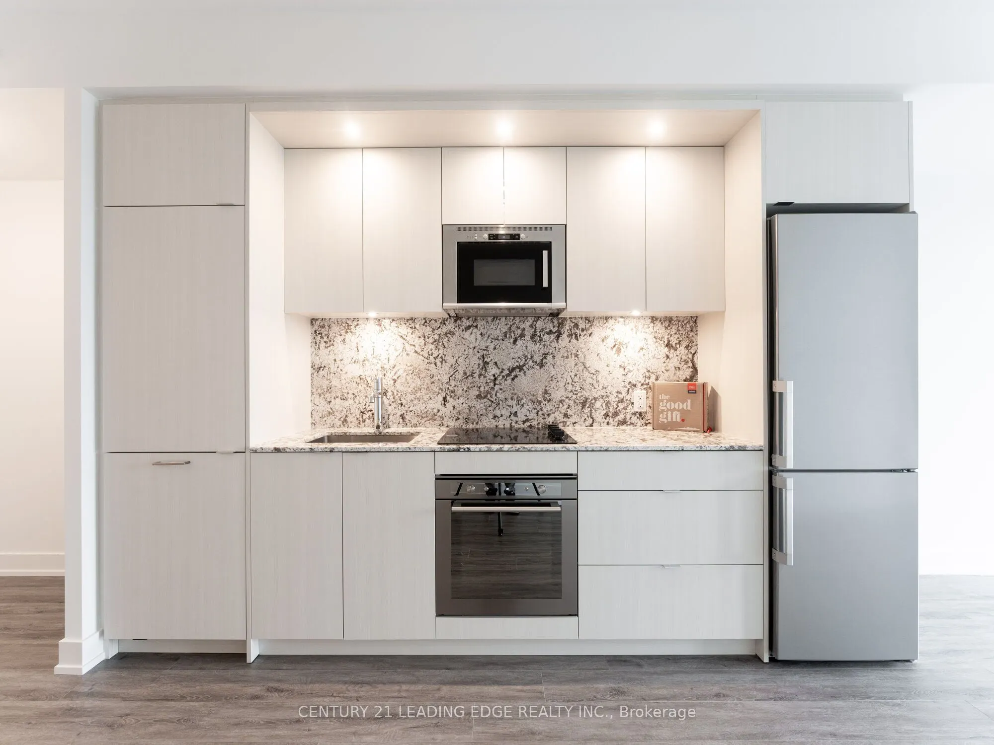 20 Inn On The Park Drive E, #1439