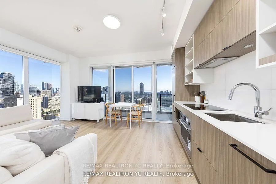 20 Edward Street, #2516