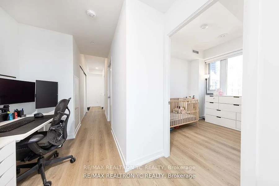 20 Edward Street, #2516