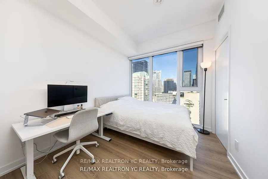 20 Edward Street, #2516