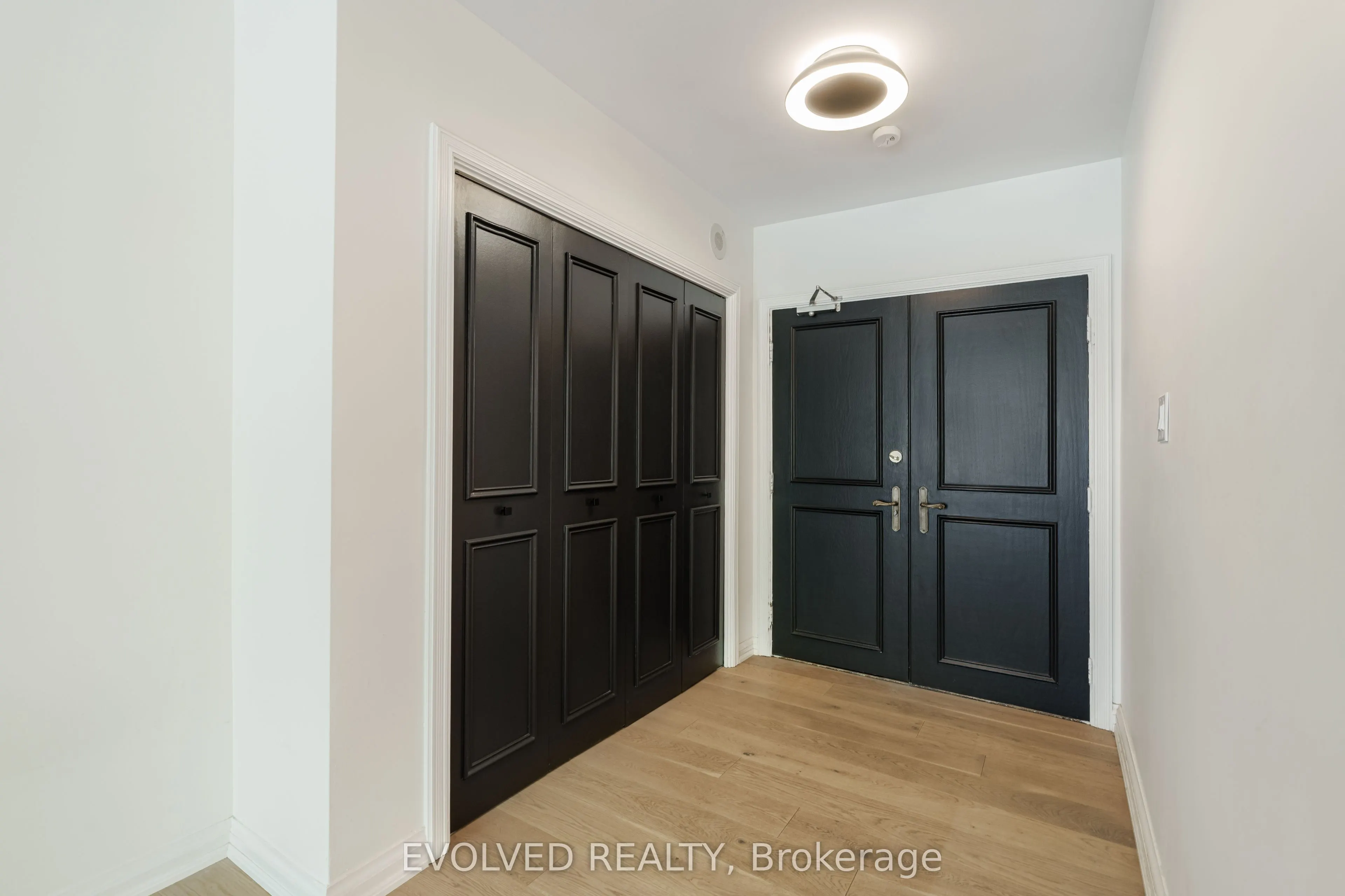 350 Lonsdale Road, #508
