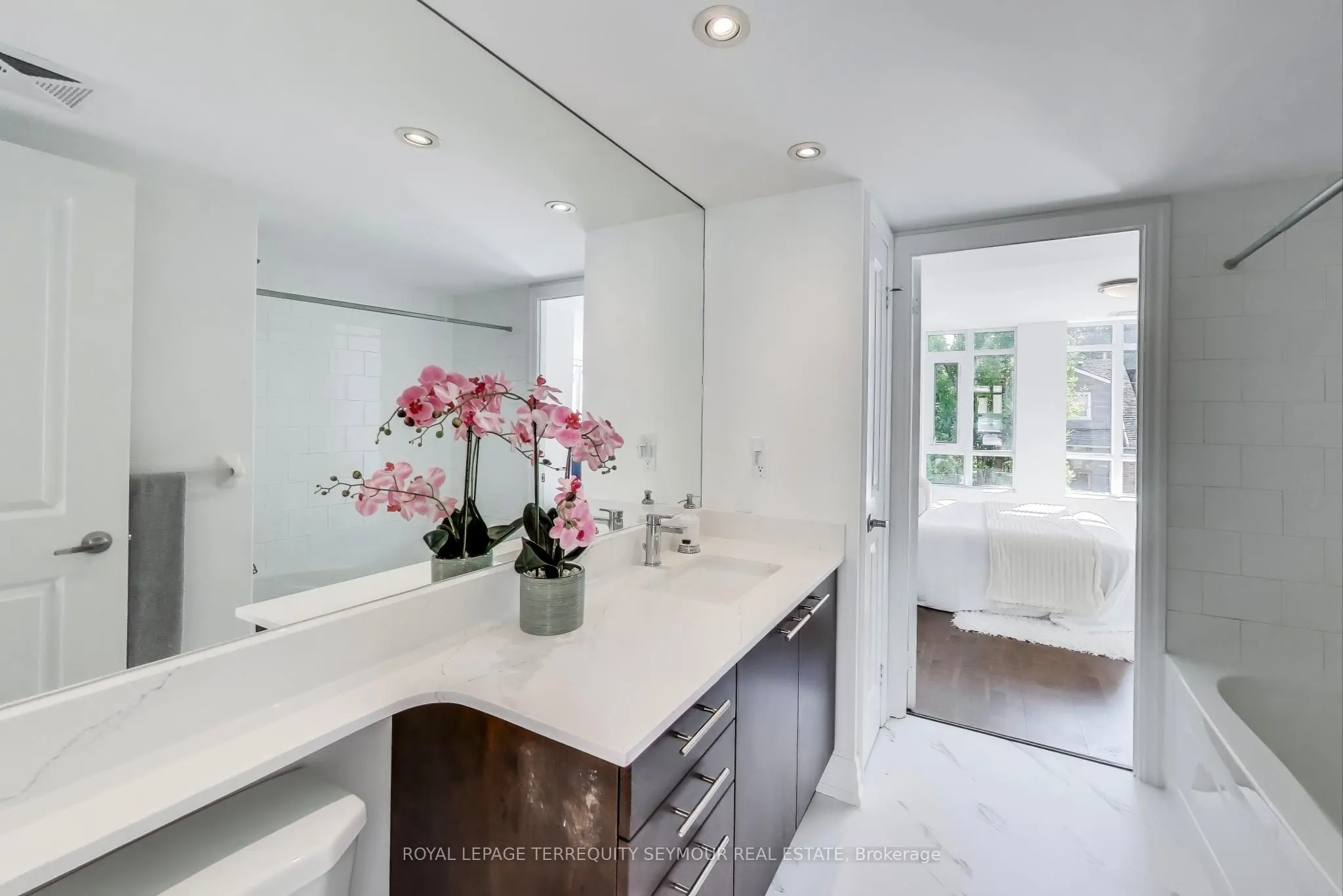 934 Mount Pleasant Road, #120