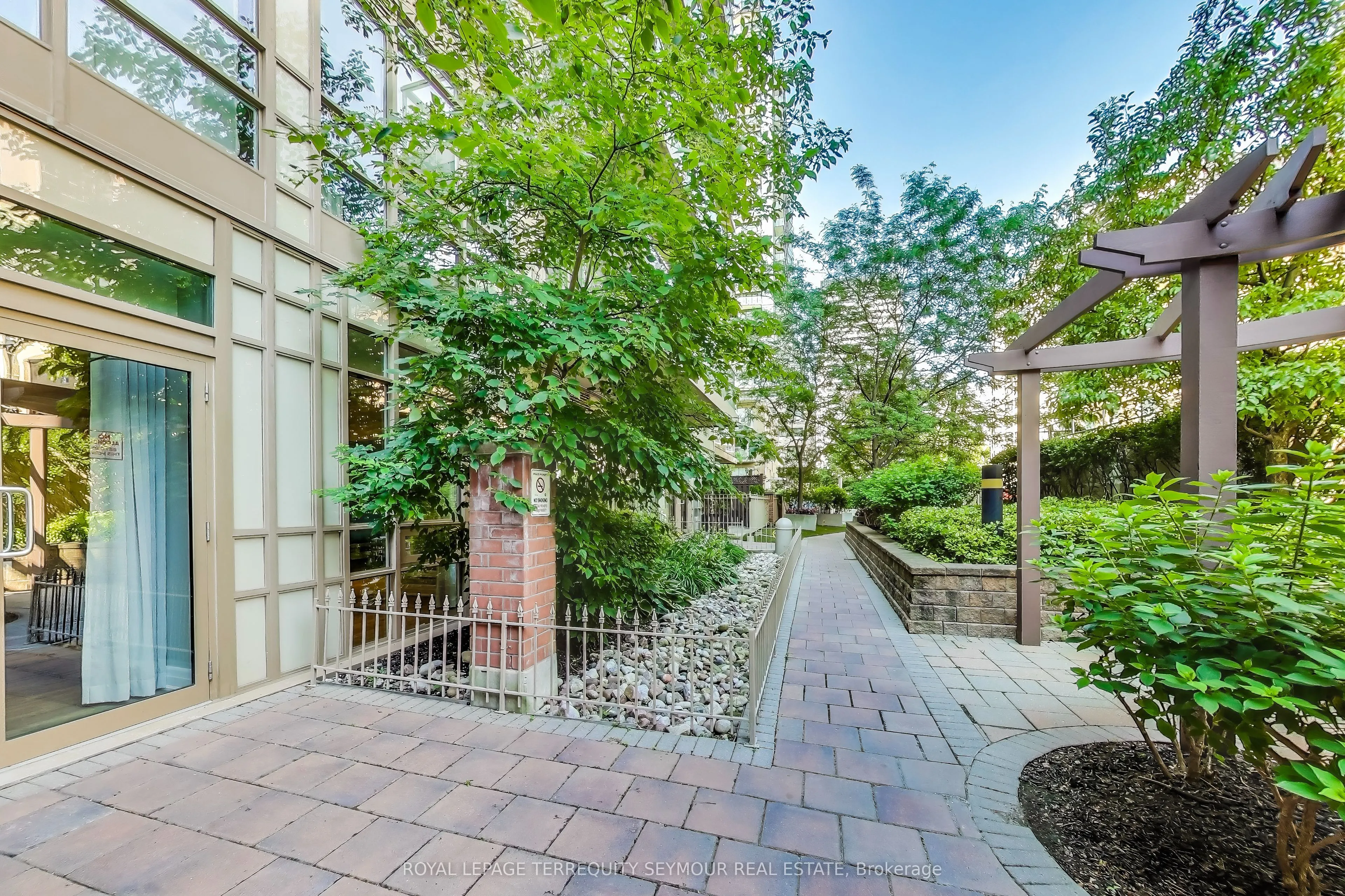 934 Mount Pleasant Road, #120