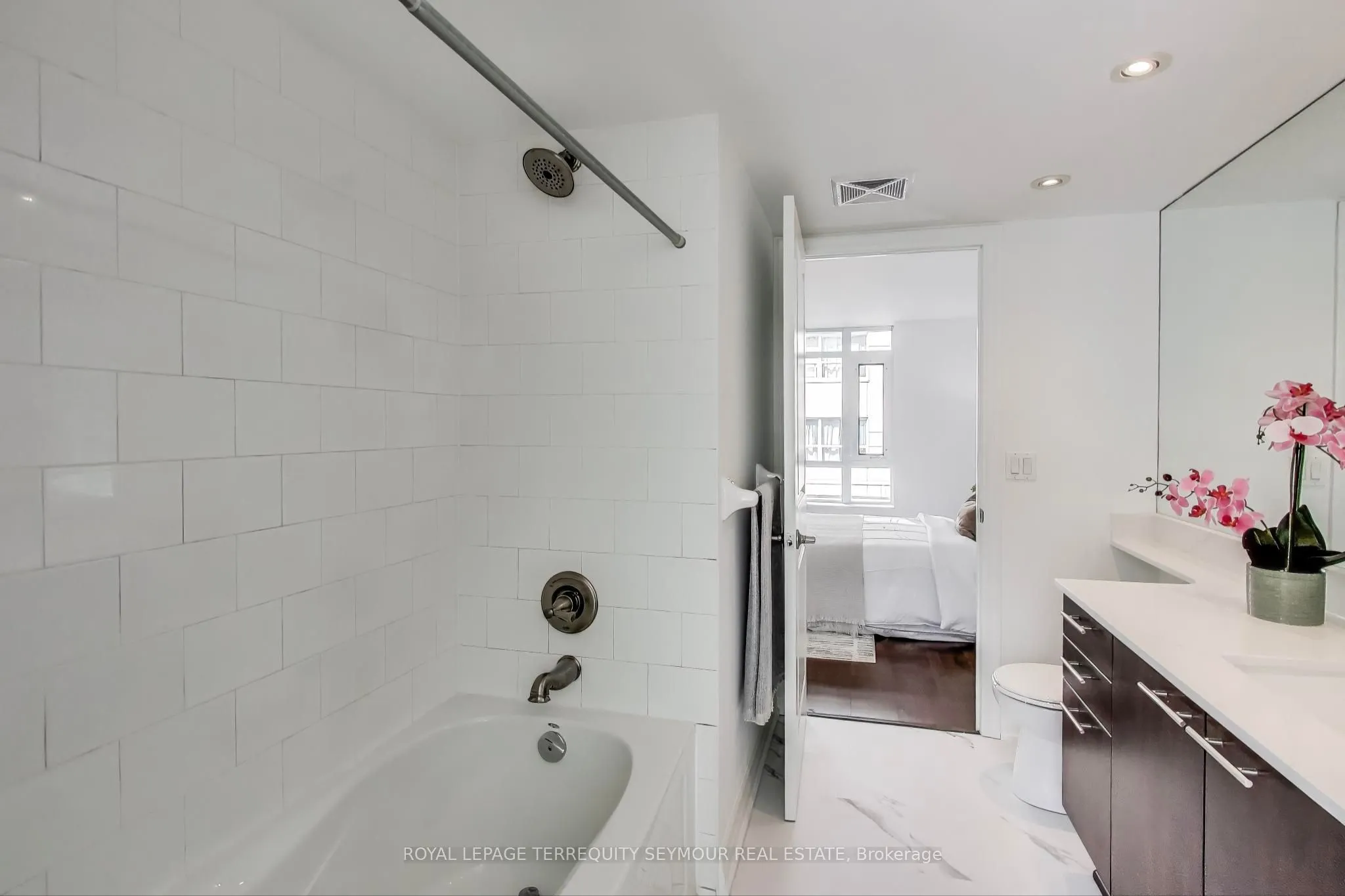 934 Mount Pleasant Road, #120